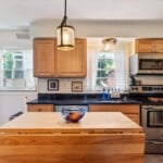 09 Kitchen