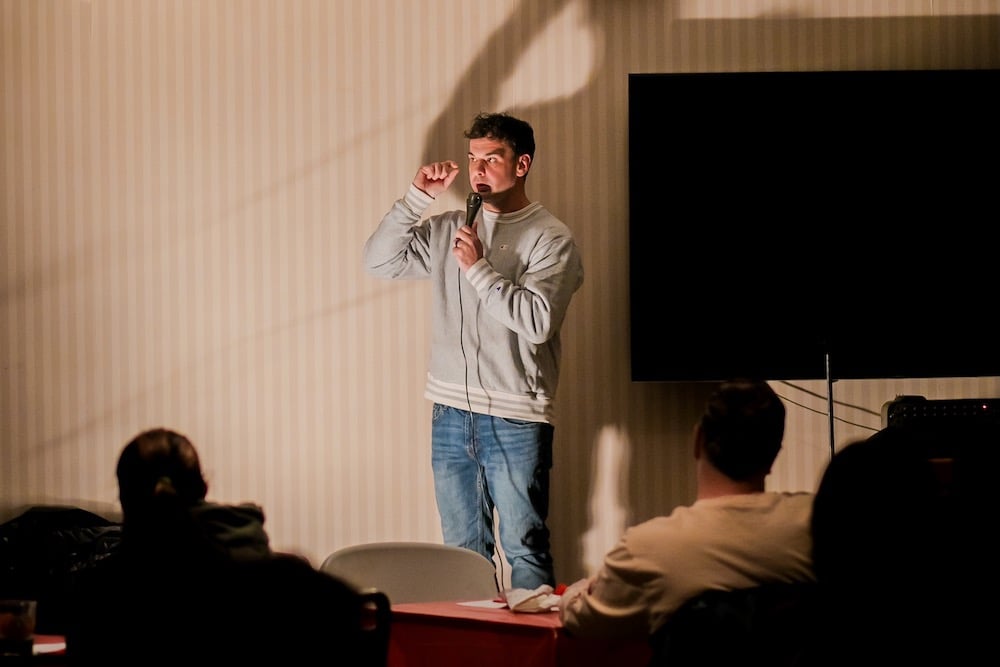 Lpetrilla Comedianjoeywelsh 6557