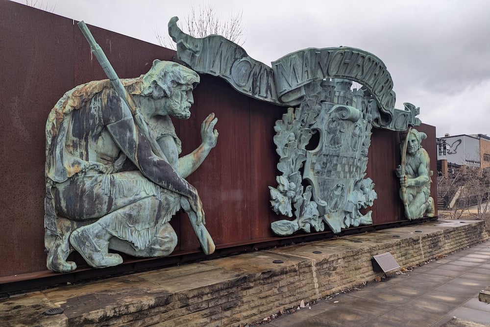 Manchester Bridge Sculpture